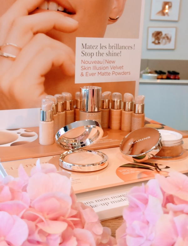 Clarins a sorti leur fond de teint Skin Illusion Velvet : mon test et avis!