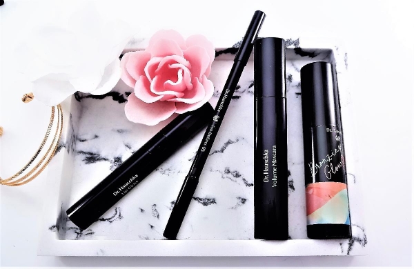 Dr. Hauschka et leur maquillage: On révèle sa féminité!
