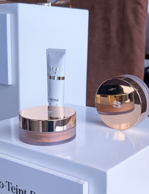Sisley Paris révolutionne le Teint avec sa nouvelle Poudre Libre Soin: zoom sur la Phyto-Teint Poudre Libre!!