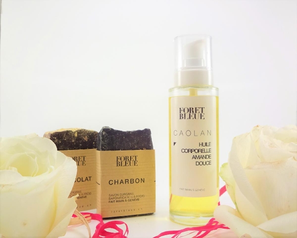 L'Huile Corporelle à l'Amande Douce de Forêt Bleue