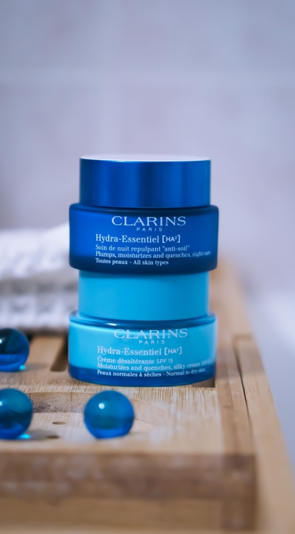 Hydra-Essentiel [HA2], l'hydratation nouvelle génération signée Clarins