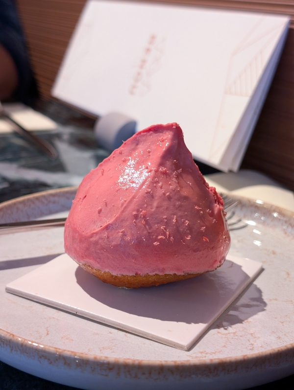 Pâtisserie Renou et Octobre Rose: « La Perle Rose Framboise Litchi », un goût de solidarité!